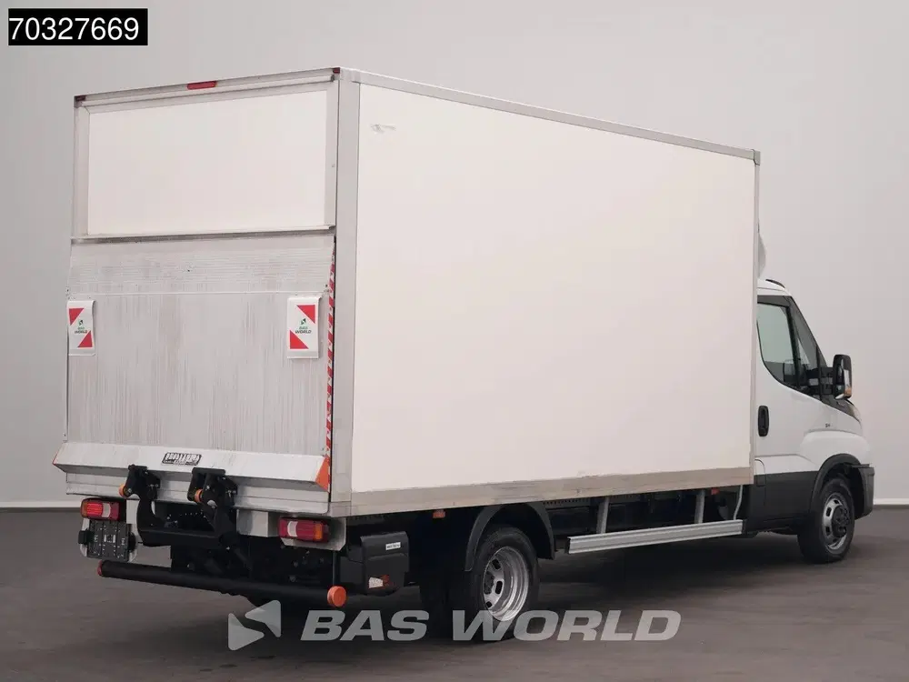 Iveco Daily 3.0L Laadklep Dubbellucht Bakwagen 160PK M uit 2024, foto 2