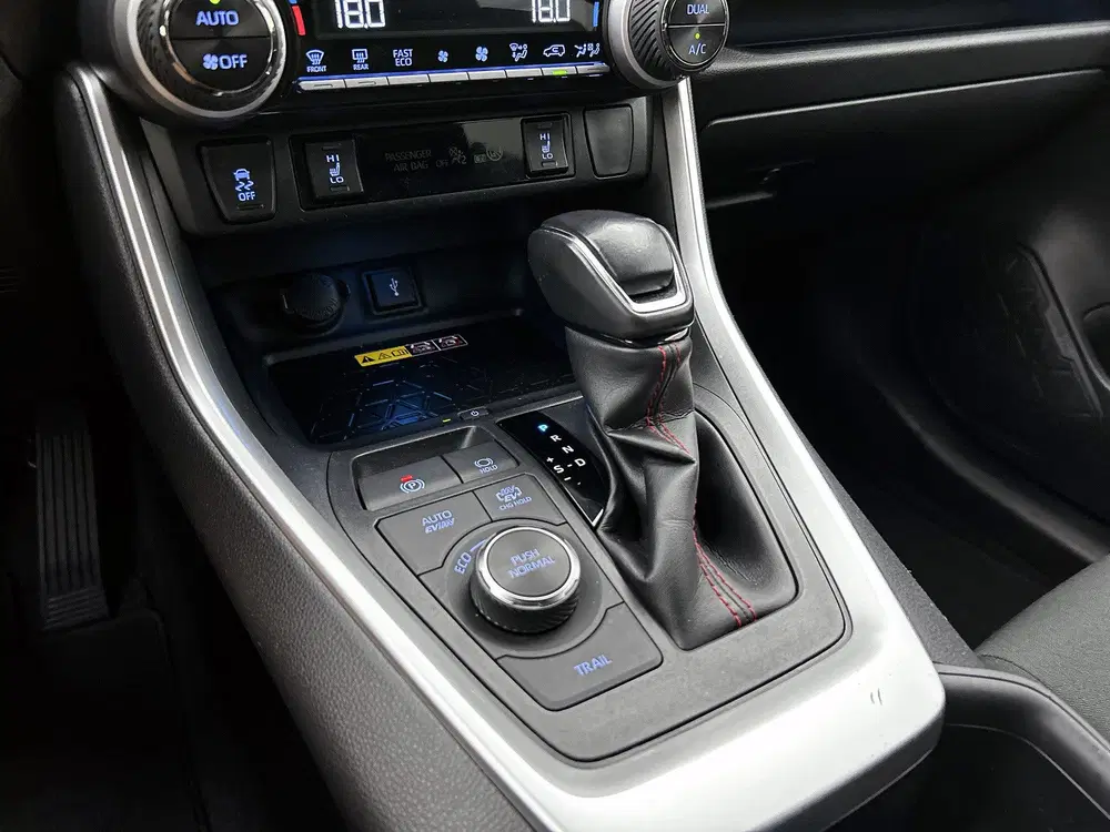 Toyota RAV 4 2.5 Plug-in Hybrid AWD Dynamic + uit 2022, foto 14