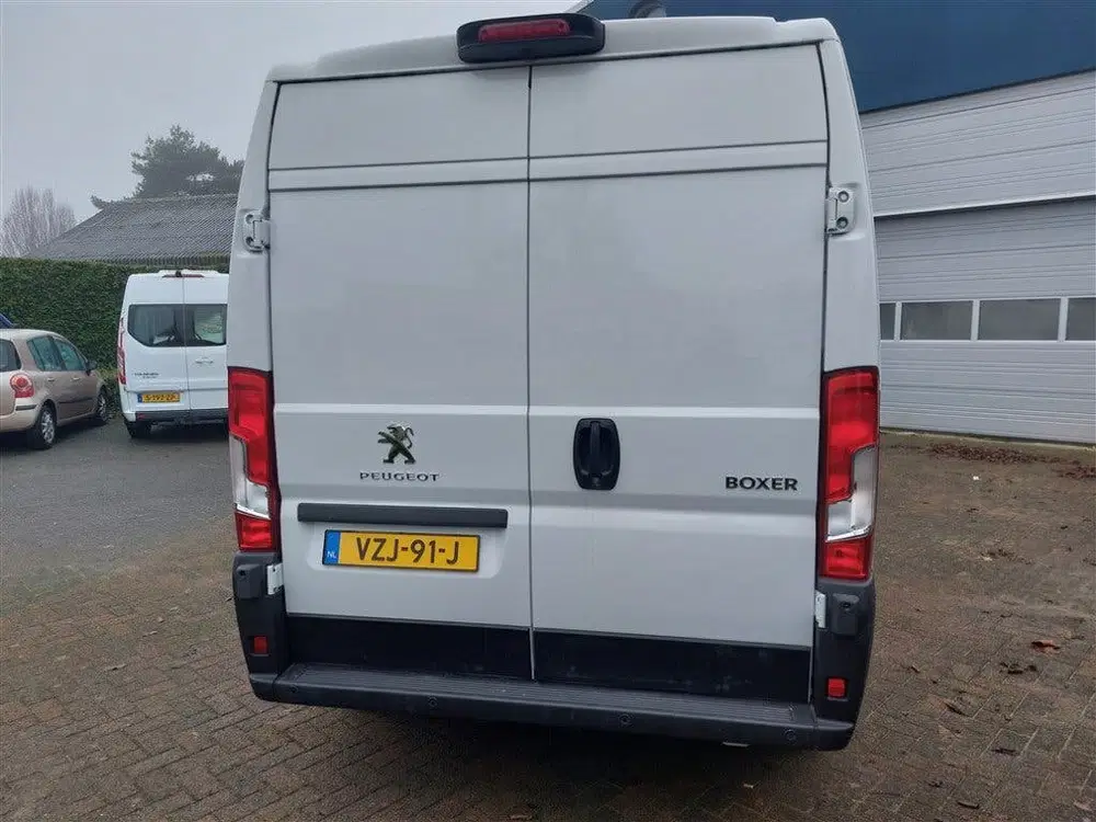 Peugeot Boxer GB 335 L3h2 Bluehdi 140PK S&S 2022 Wit uit 2022, foto 12