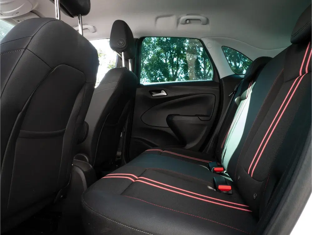 Opel Crossland 1.2 Turbo GS Line Trekhaak uit 2021, foto 14