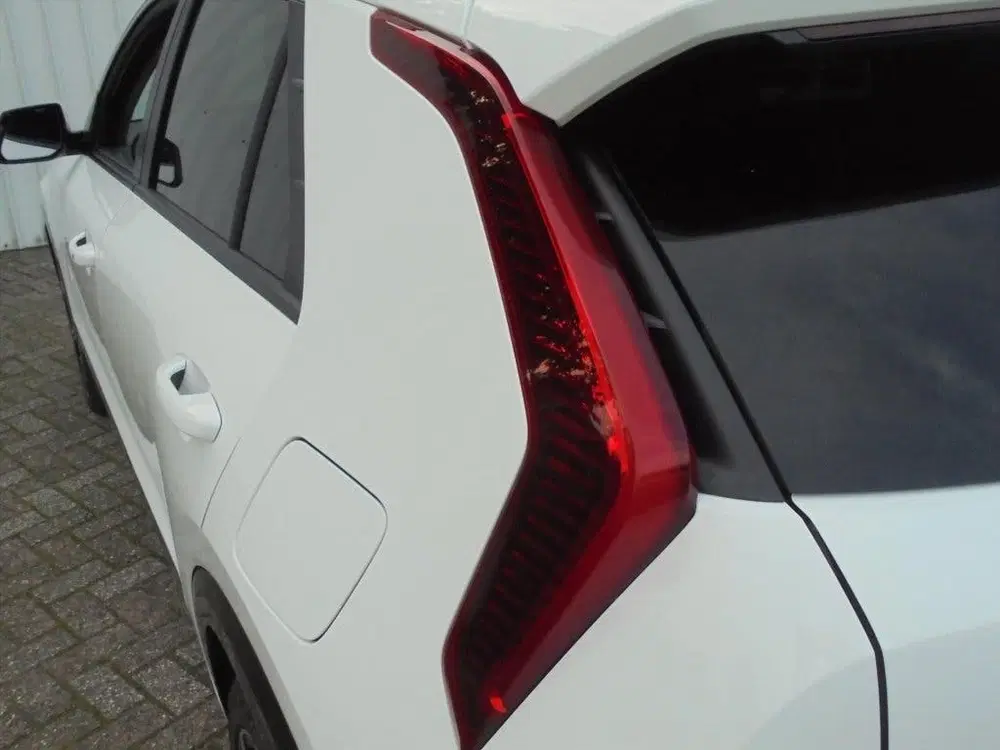 Kia Niro 1.6 GDi Hybrid 141PK AUTOMAAT 18" LM-VELGE uit 2023, foto 13