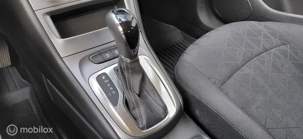 Opel Astra 1.4 Turbo 120 Jaar Edition uit 2019, foto 10