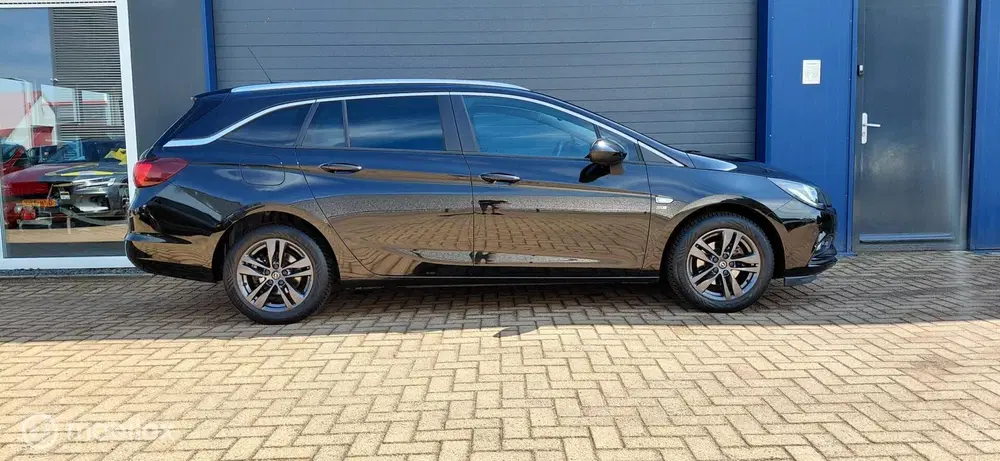 Opel Astra 1.4 Turbo 120 Jaar Edition uit 2019, foto 2