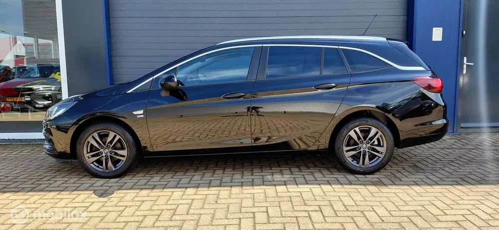 Opel Astra 1.4 Turbo 120 Jaar Edition uit 2019, foto 3