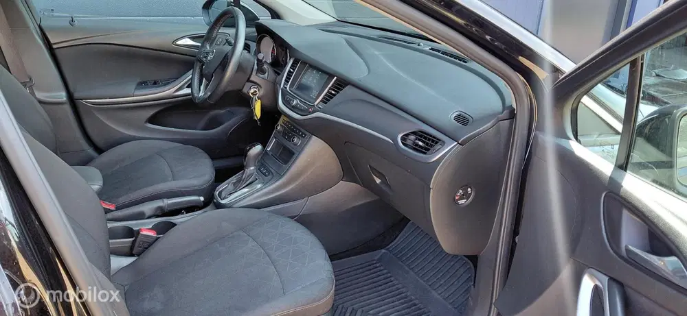 Opel Astra 1.4 Turbo 120 Jaar Edition uit 2019, foto 8