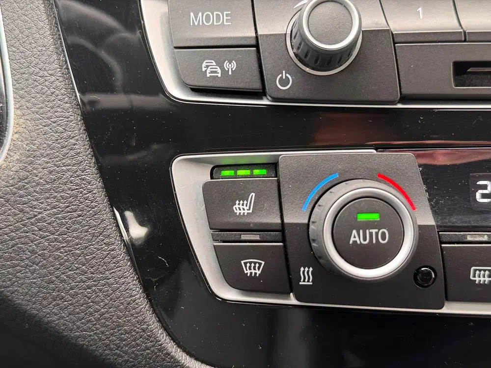 BMW 1-serie 118i High Executive M-SPORT AUT. NAVI.PROF uit 2019, foto 11
