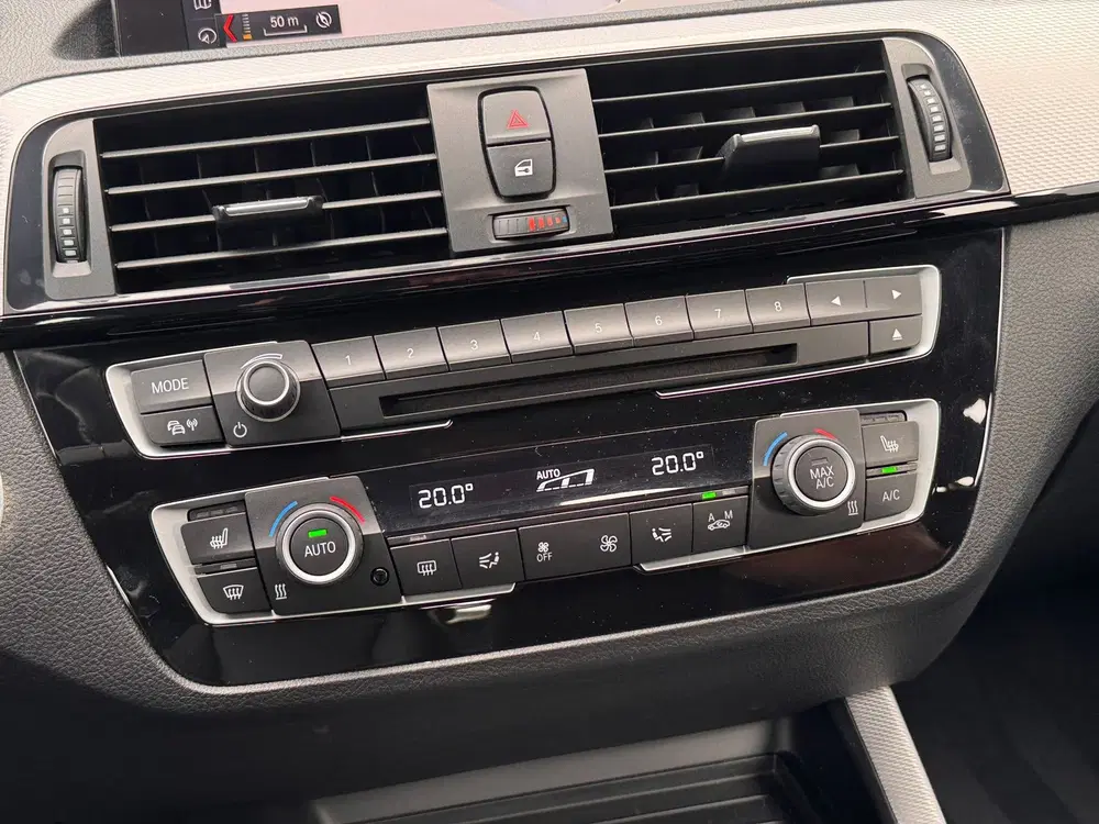 BMW 1-serie 118i High Executive M-SPORT AUT. NAVI.PROF uit 2019, foto 9