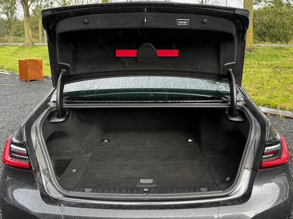BMW 7-serie 745e Pano uit 2020, foto 8
