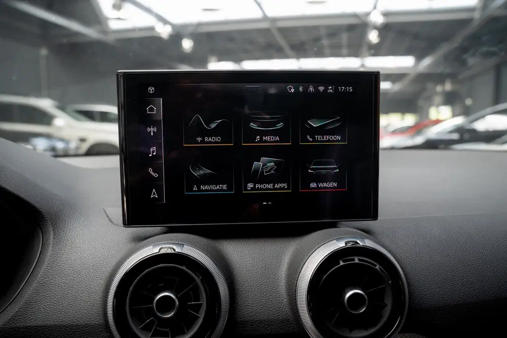 Audi Q2 35 TFSI S-Line Panodak Virtual Camera Lede uit 2025, foto 13