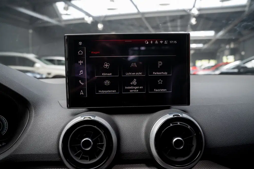 Audi Q2 35 TFSI S-Line Panodak Virtual Camera Lede uit 2025, foto 15