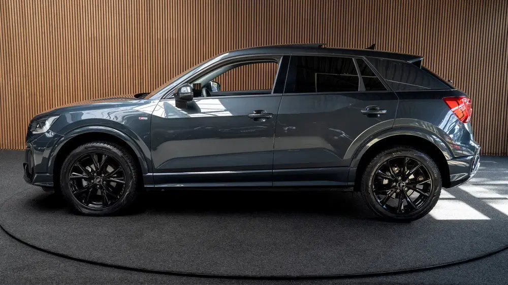 Audi Q2 35 TFSI S-Line Panodak Virtual Camera Lede uit 2025, foto 2