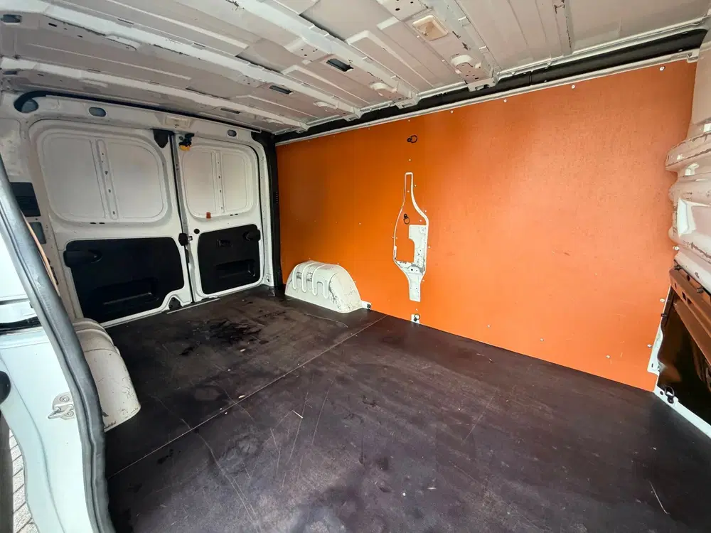 Renault Trafic 2.0 dCi 120 L2H1 LED uit 2021, foto 10