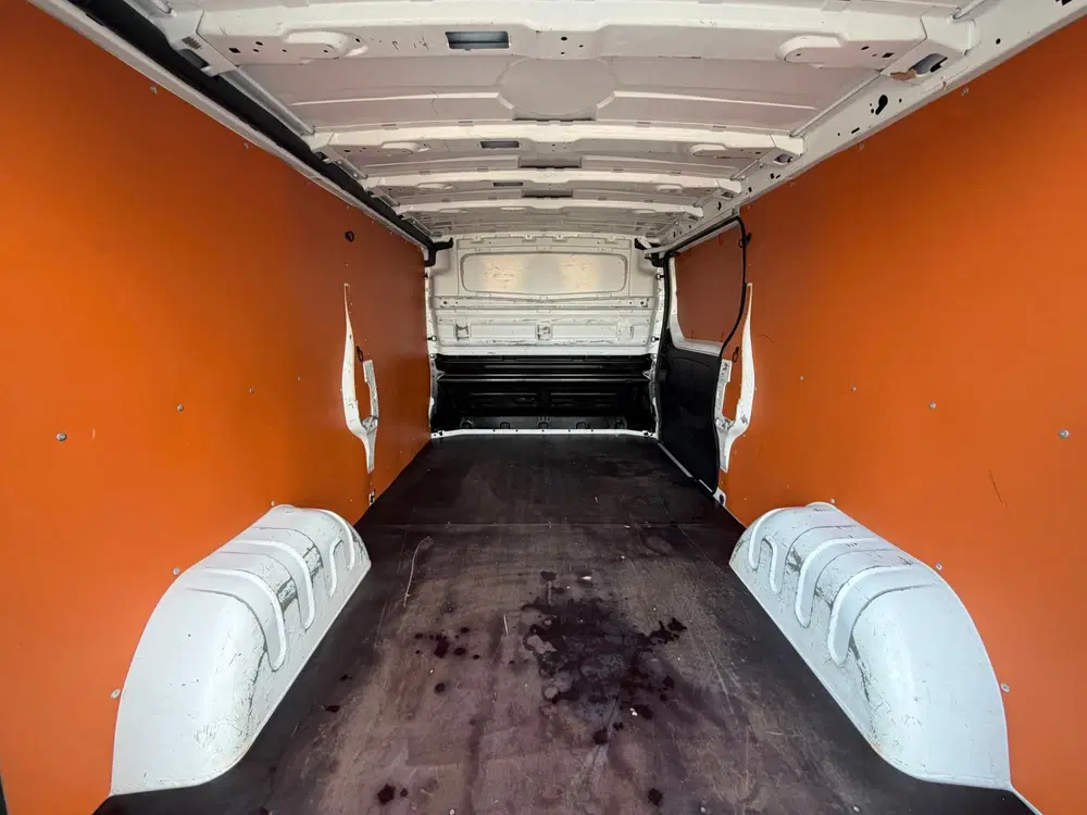 Renault Trafic 2.0 dCi 120 L2H1 LED uit 2021, foto 11
