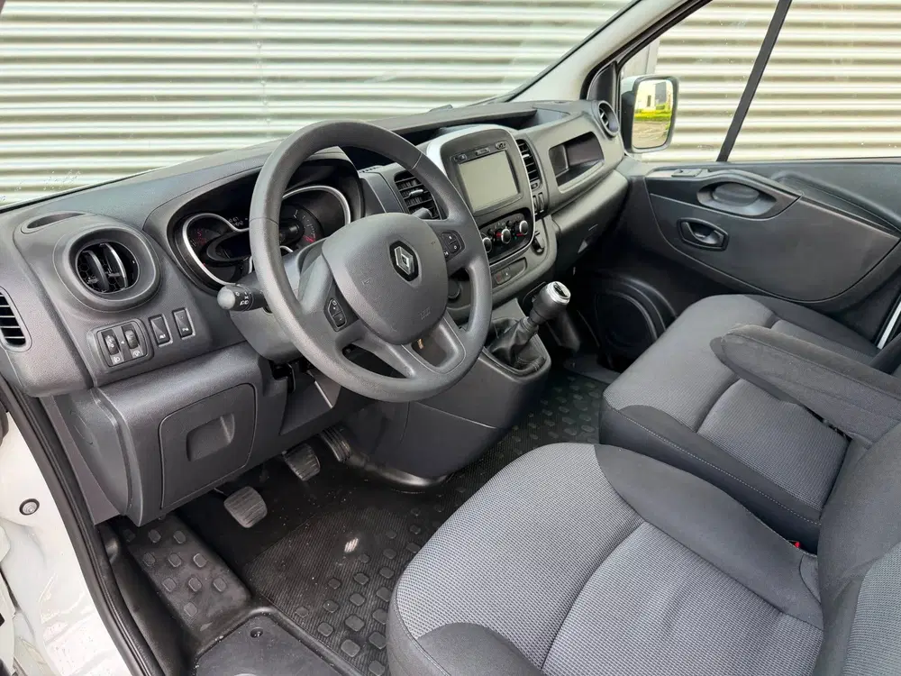 Renault Trafic 2.0 dCi 120 L2H1 LED uit 2021, foto 13