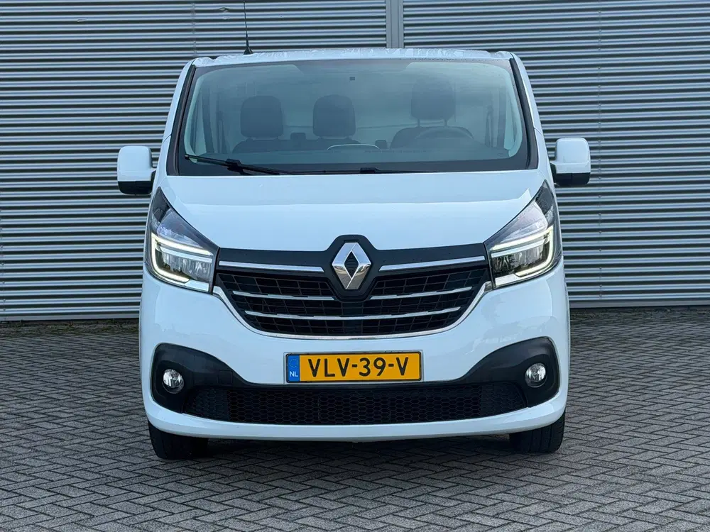 Renault Trafic 2.0 dCi 120 L2H1 LED uit 2021, foto 2