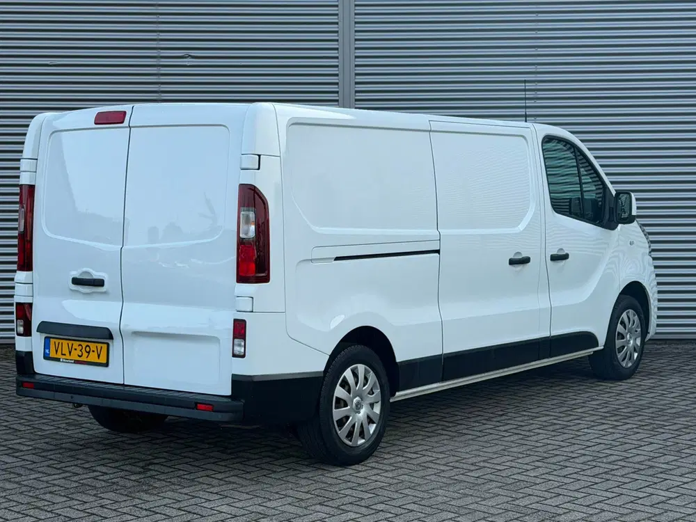 Renault Trafic 2.0 dCi 120 L2H1 LED uit 2021, foto 6
