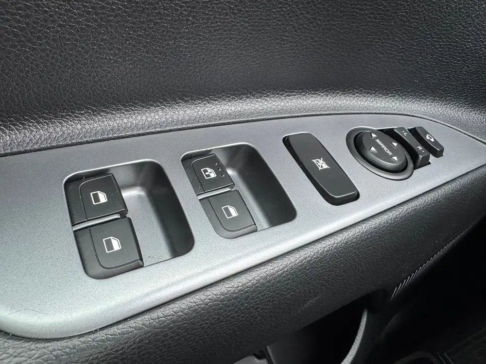 Kia Rio 1.0 T-GDI GT-Line Camera uit 2022, foto 12