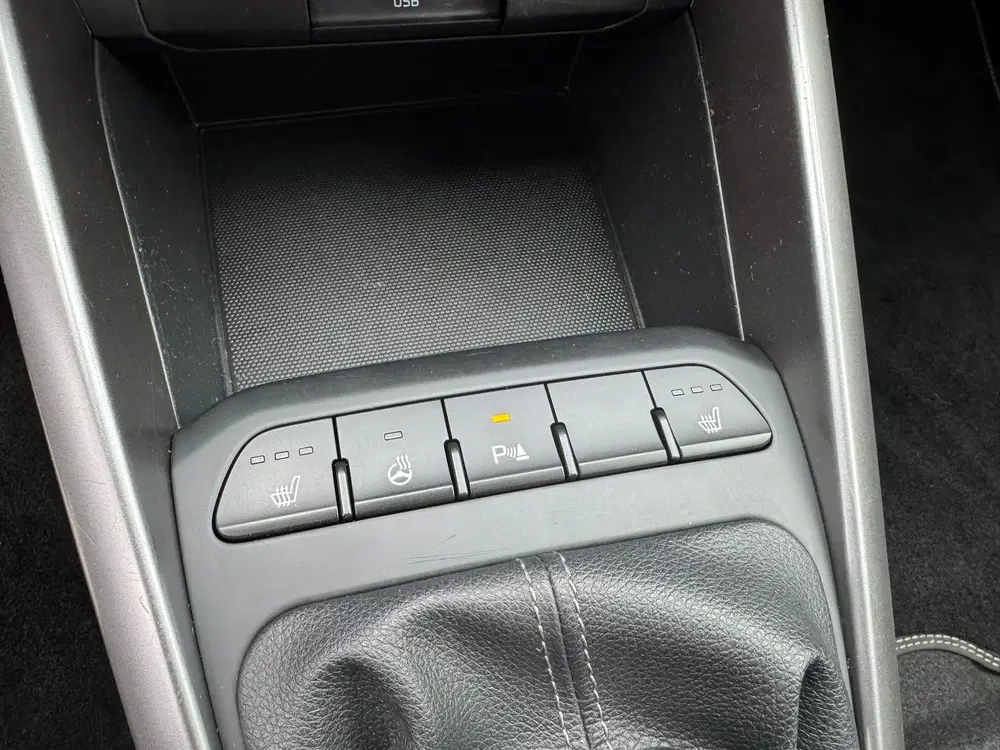 Kia Rio 1.0 T-GDI GT-Line Camera uit 2022, foto 7