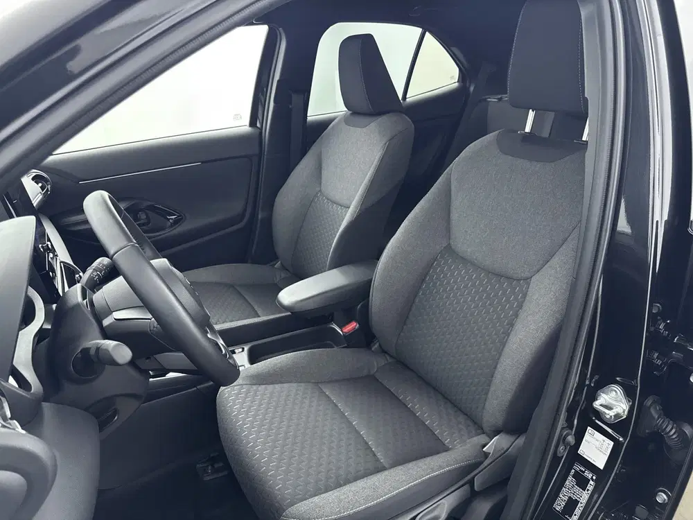 Toyota Yaris Cross 1.5 Hybrid 115 Dynamic Comfort Pack uit 2026, foto 15