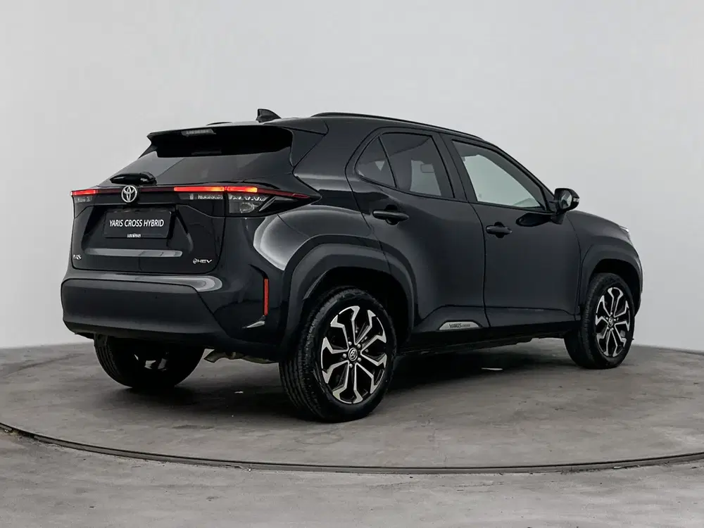 Toyota Yaris Cross 1.5 Hybrid 115 Dynamic Comfort Pack uit 2026, foto 2