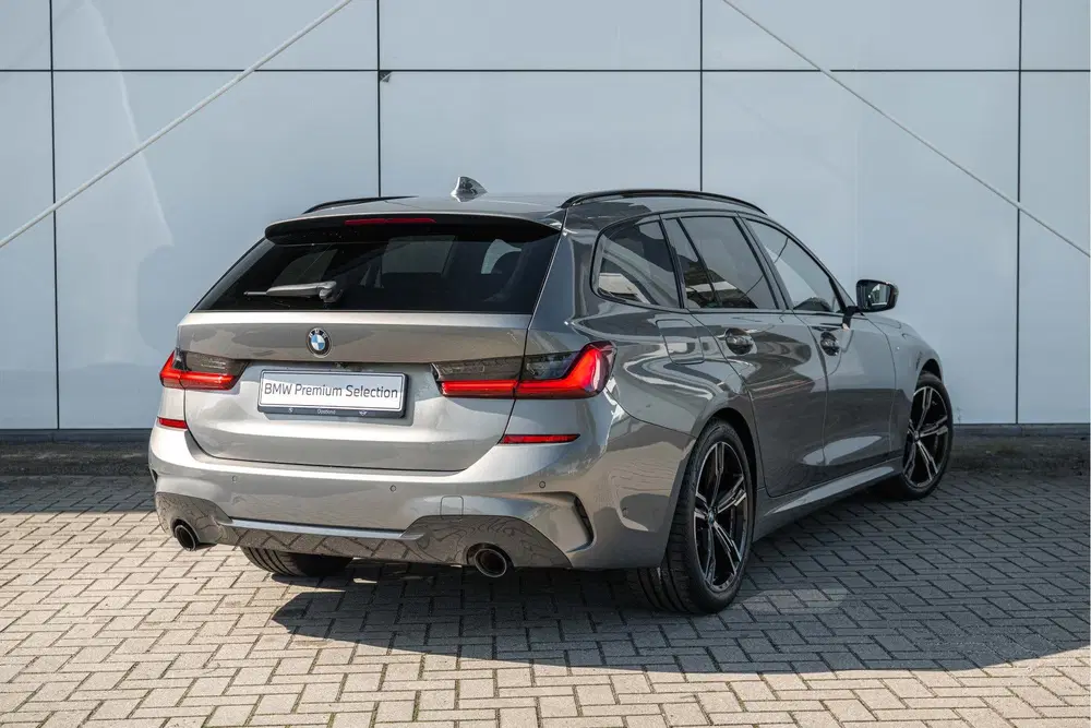 BMW 3-serie 320i Executive M Sport Automaat uit 2021, foto 2
