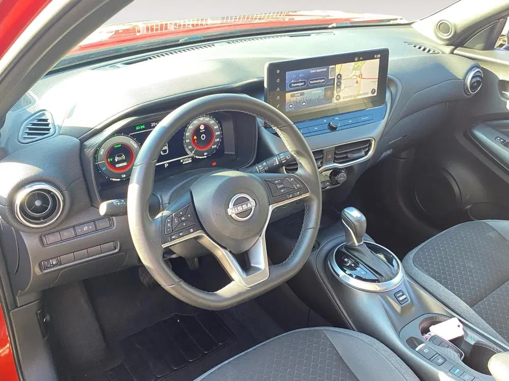 Nissan Juke 1.6 Hybrid automaat N-Connecta Sportstoele uit 2025, foto 2