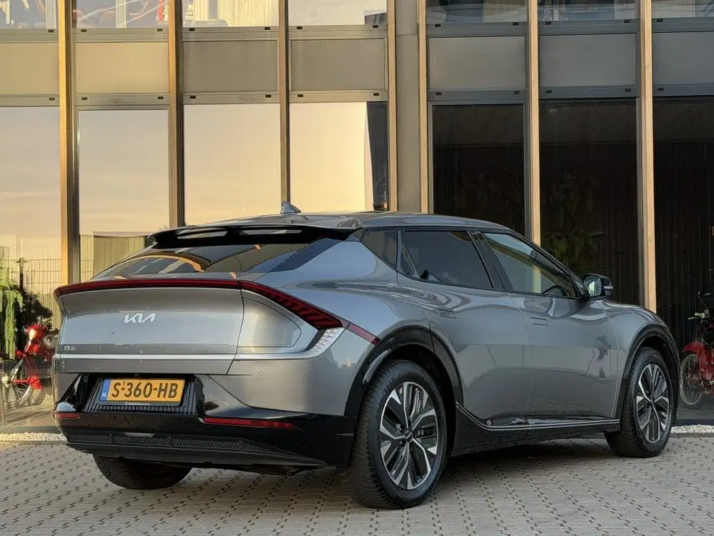 Kia EV6 Plus 77.4 kWh uit 2023, foto 2