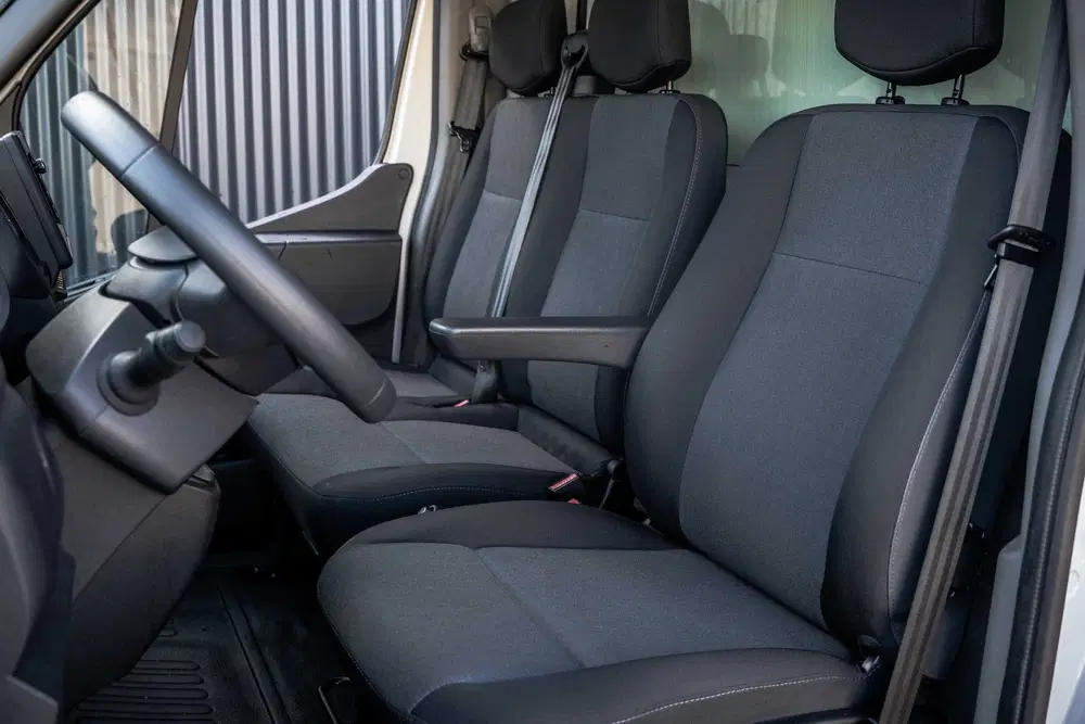 Renault Master 2.3dCi uit 2024, foto 10