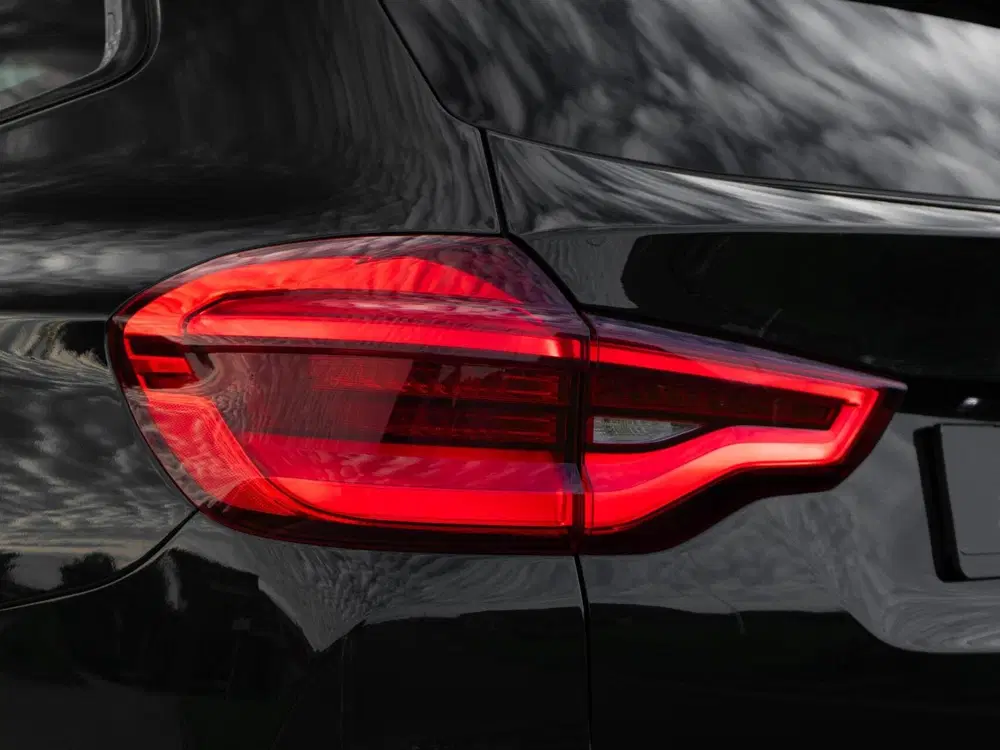 BMW X3 xDrive30e eDrive Edition uit 2020, foto 15
