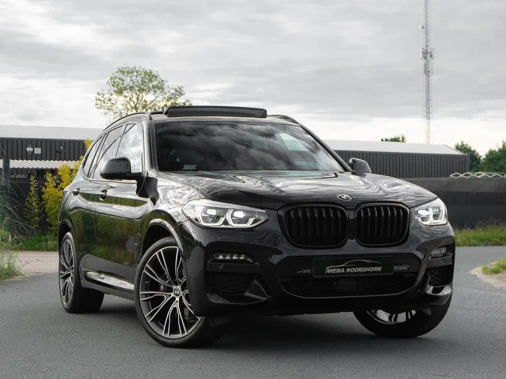 BMW X3 xDrive30e eDrive Edition uit 2020, foto 7