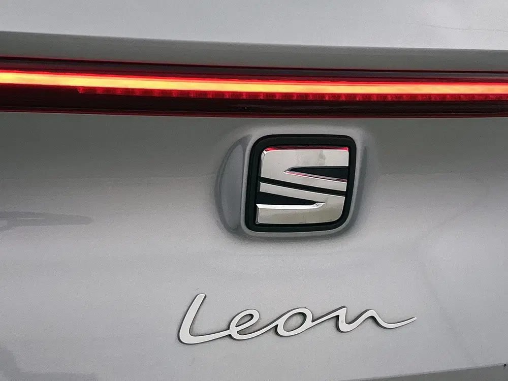 SEAT Leon 1.4 TSI eHybrid PHEV FR uit 2021, foto 11