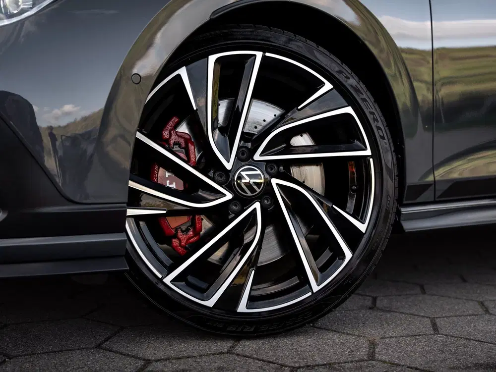 Volkswagen Golf 2.0 TSI GTI Clubsport Pano Leer HUD VOL uit 2023, foto 6