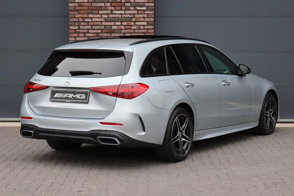 Mercedes-Benz C-Klasse 300 e AMG Line uit 2024, foto 7