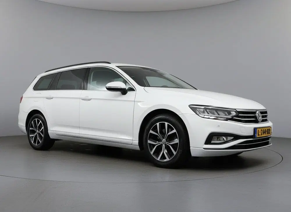 Volkswagen Passat 1.6 TDI Comfort Business uit 2019, foto 3