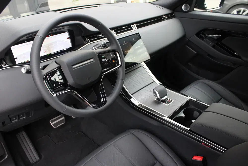 Land Rover Range Rover Evoque P270e AWD Graphite uit 2026, foto 3