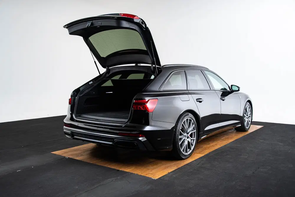 Audi A6 55 TFSI e quattro Competition Adaptieve Cr uit 2021, foto 11