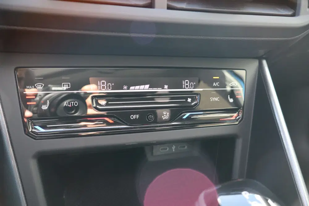 Volkswagen Polo 1.0 TSI Panoramadak uit 2024, foto 14