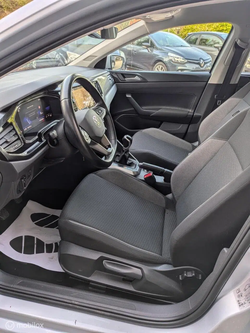 Volkswagen Polo 1.0 TSI Life Business uit 2022, foto 14