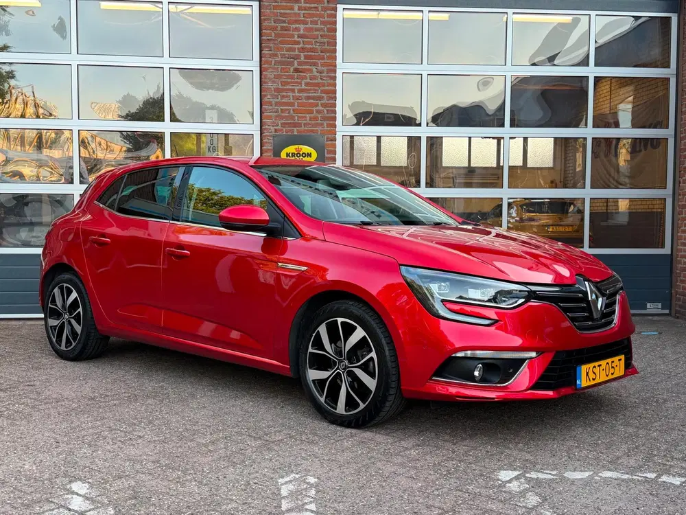 Renault Megane 1.3 TCe Bose uit 2019, foto 4