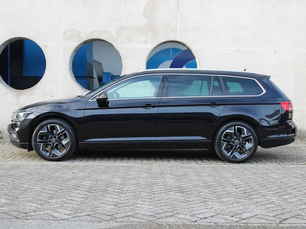 Volkswagen Passat 1.5 TSI Business uit 2022, foto 3
