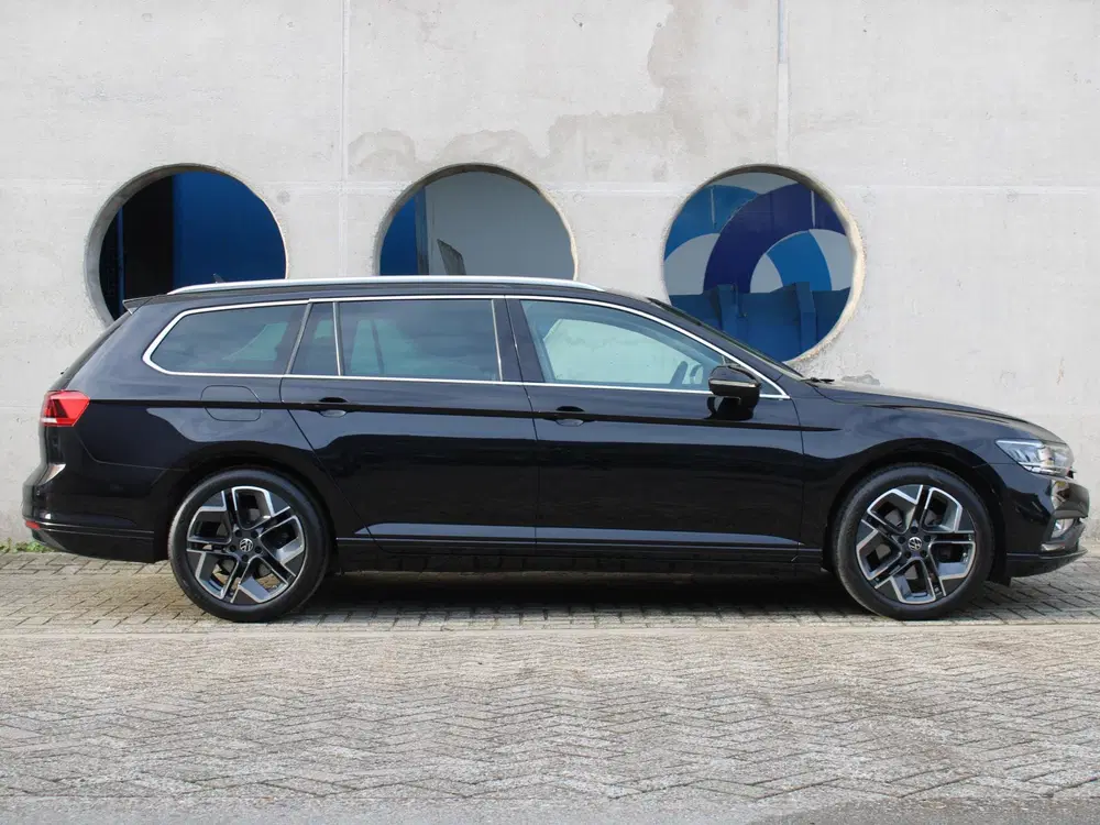 Volkswagen Passat 1.5 TSI Business uit 2022, foto 9