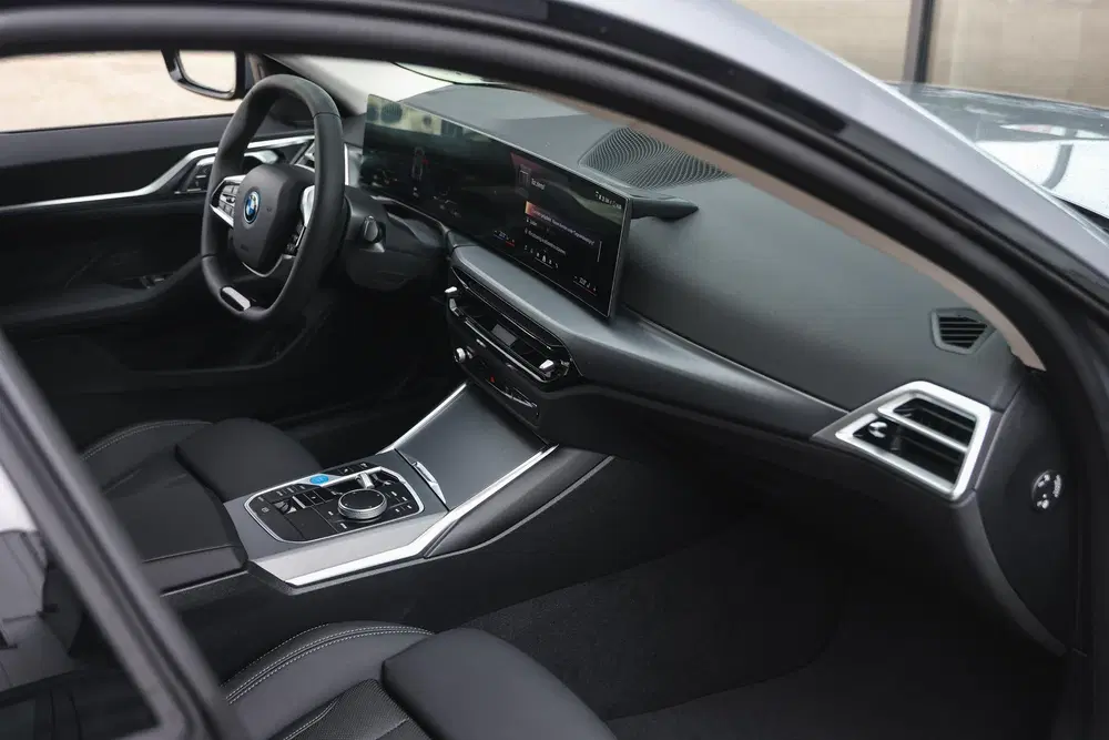 BMW i4 eDrive40 Pure edition uit 2026, foto 9