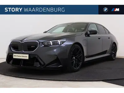 BMW M5 Automaat Keramische Remmen uit 2026