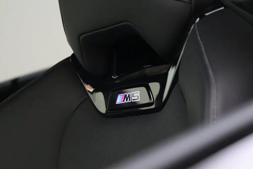 BMW M5 Automaat Keramische Remmen uit 2026, foto 12