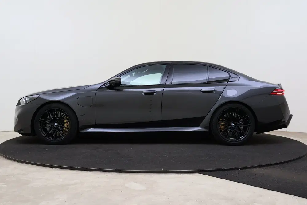 BMW M5 Automaat Keramische Remmen uit 2026, foto 14