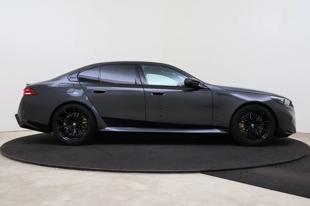 BMW M5 Automaat Keramische Remmen uit 2026, foto 7