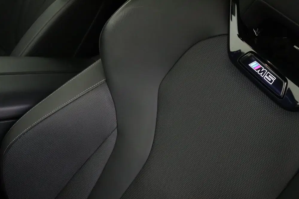BMW M5 Automaat Keramische Remmen uit 2026, foto 8