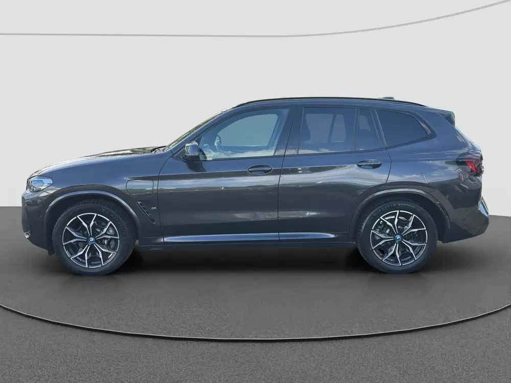 BMW X3 xDrive30e M-Sport High Executive uit 2023, foto 13