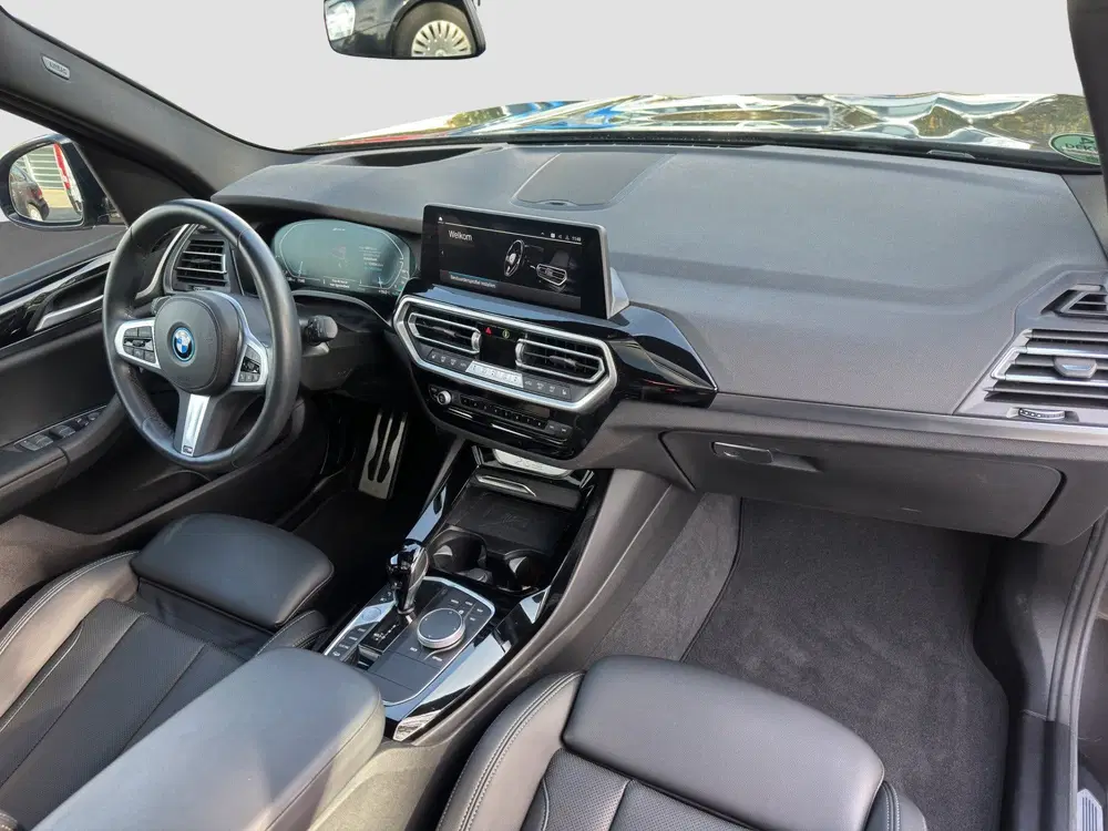 BMW X3 xDrive30e M-Sport High Executive uit 2023, foto 2