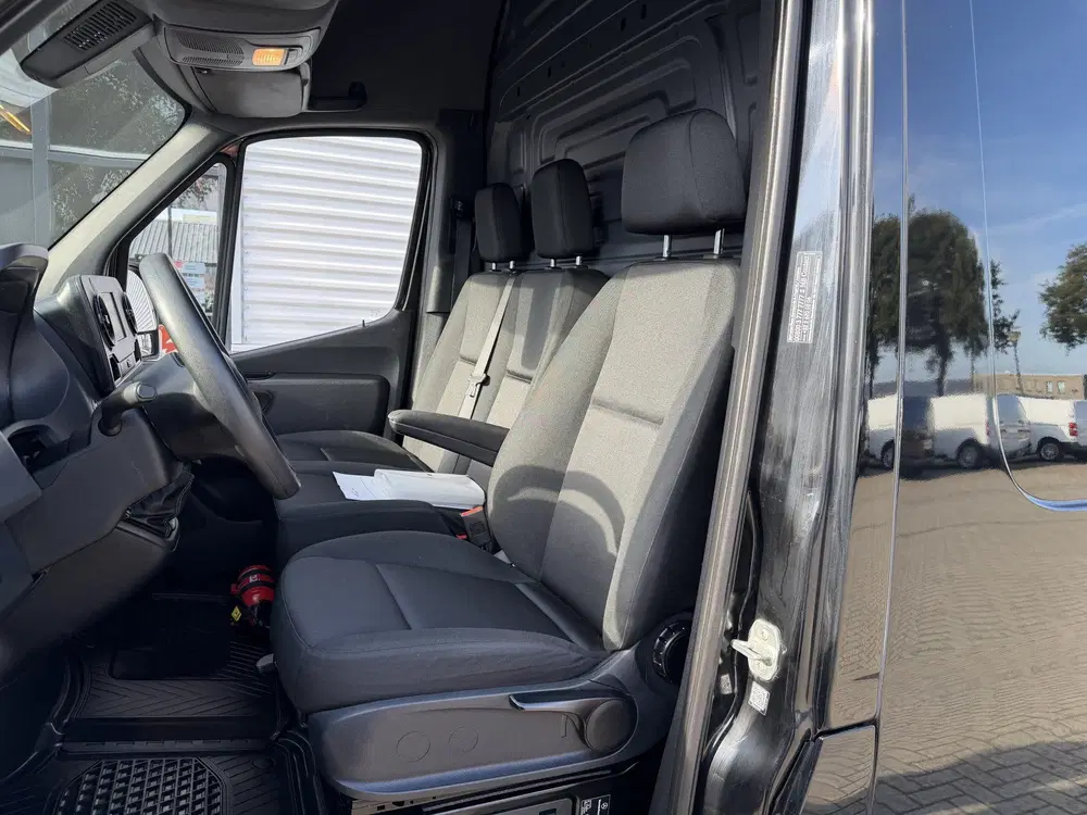 Mercedes-Benz Sprinter 315 1.9 CDI L3H2 RWD uit 2022, foto 15